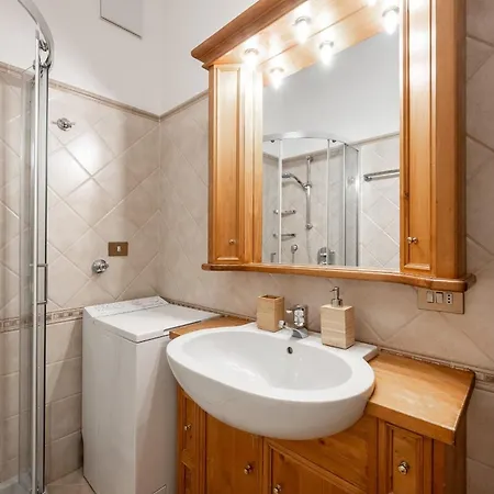 Lovely 2 Bedroom Flat In Corso Italia With Parking Daire Cortina dʼAmpezzo